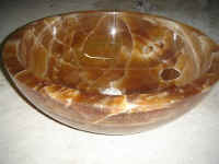 light caramel sink 3.JPG (65499 bytes)