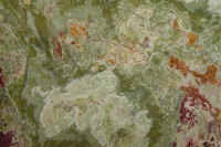 green onyx slab.jpg (138648 bytes)